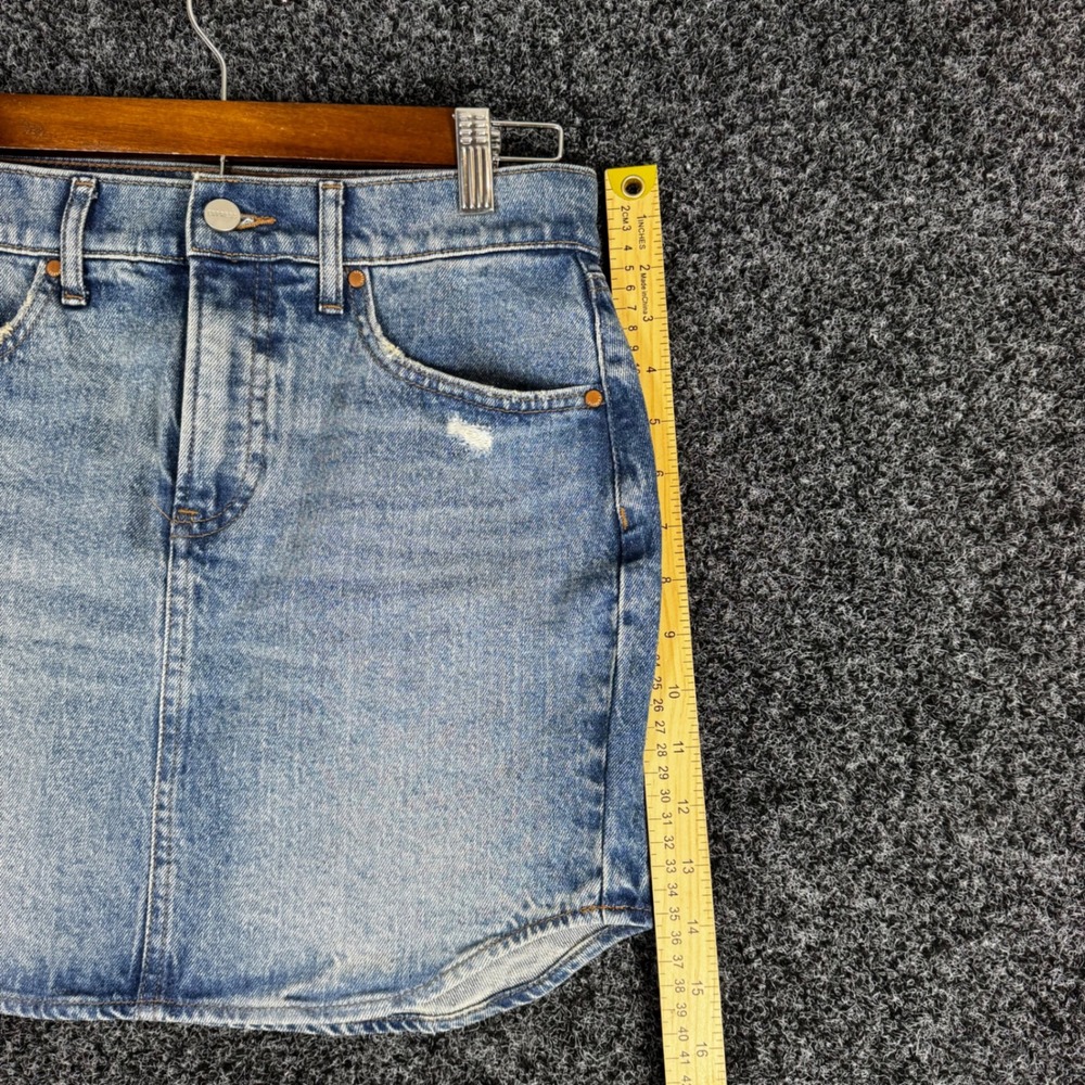 Express Conscious Edit Denim Mini Skirt Medium Wash Distressed Curved Hem Size 2 - Picture 6 of 6